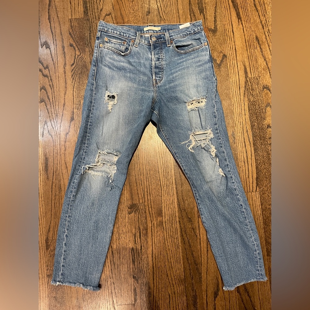 Vintage Levi’s Wedgie Fit High-rise Straight Distressed Denim Size 29